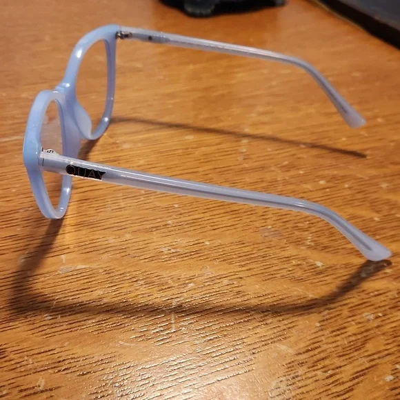 Quay Australia All Nighter Blue Light Blocker Cat Eye Glasses - Picture 3 of 8